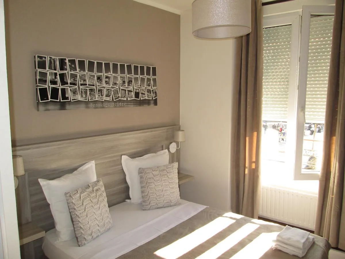 Hotel Menil Bon Temps Paris
